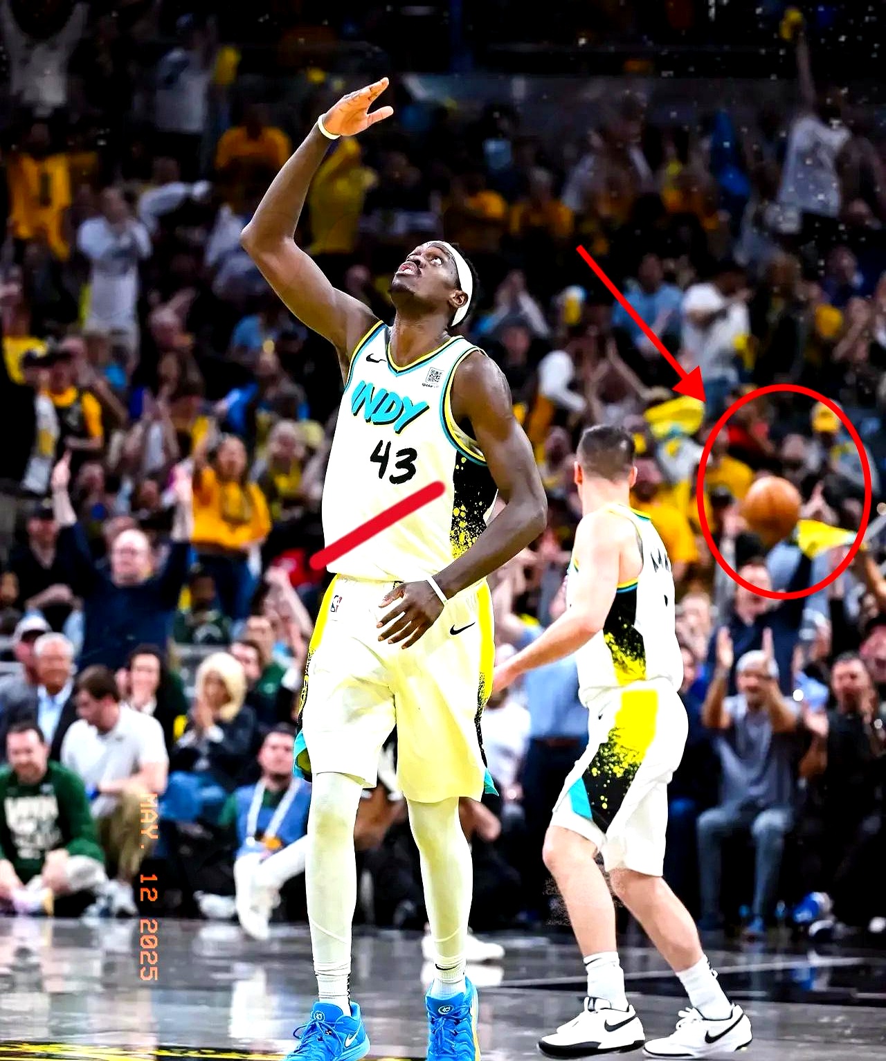 Kaiyun-关于公牛观众热烈欢呼！，西亚卡姆迎来三赛季出色发挥热度持续攀升的信息