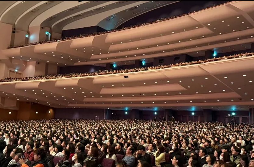 开云- 美国队展示 